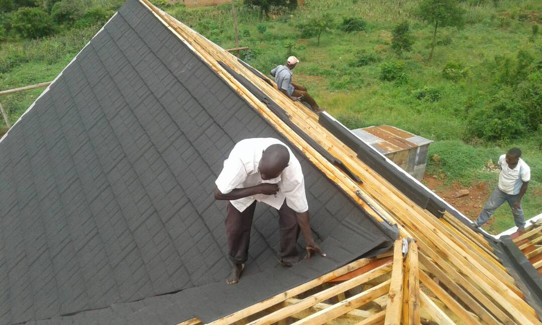 factors to consider when to replace your roof